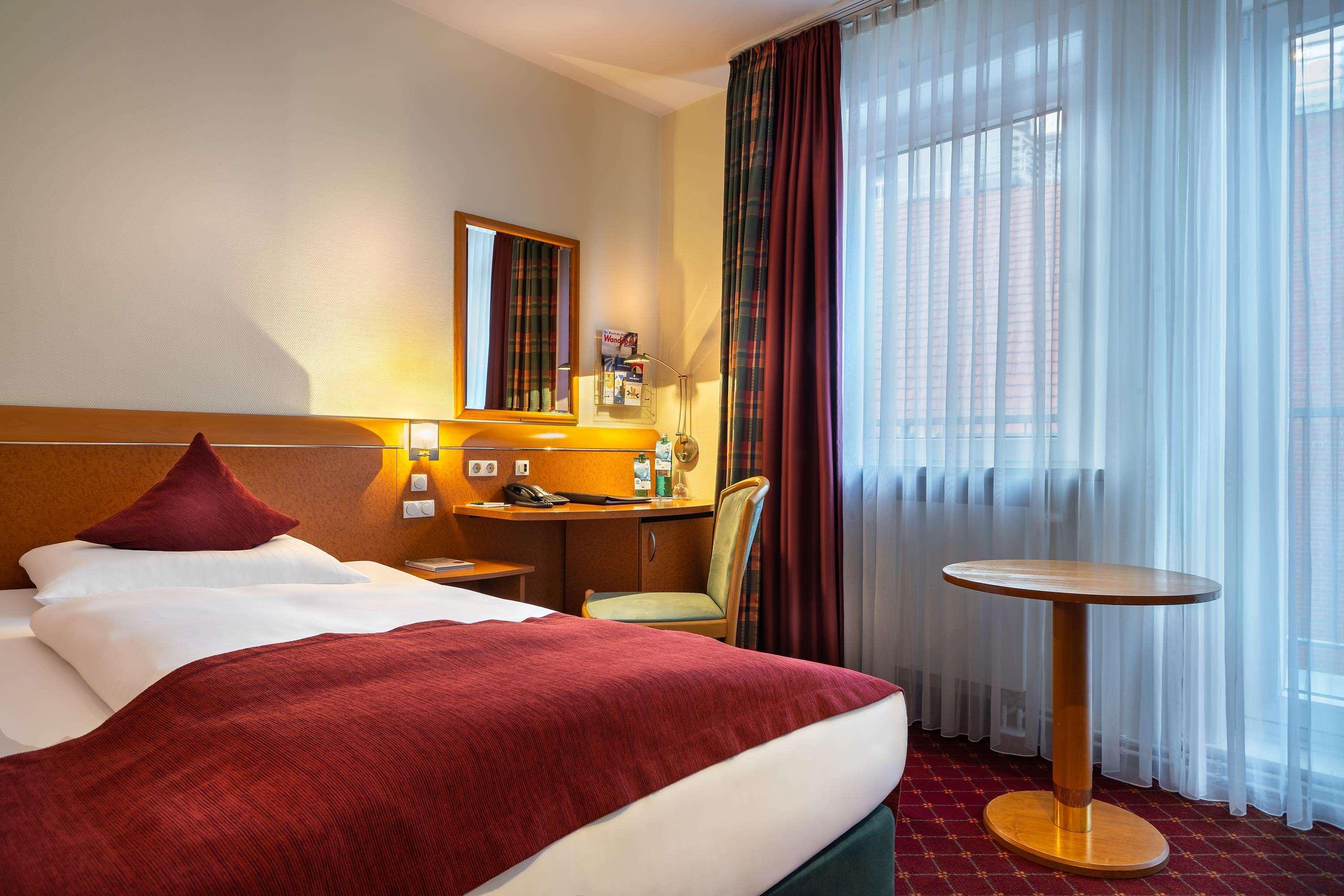 Garner Hotel Hamburg - Wandsbek Marktplatz Hamburgo Exterior foto