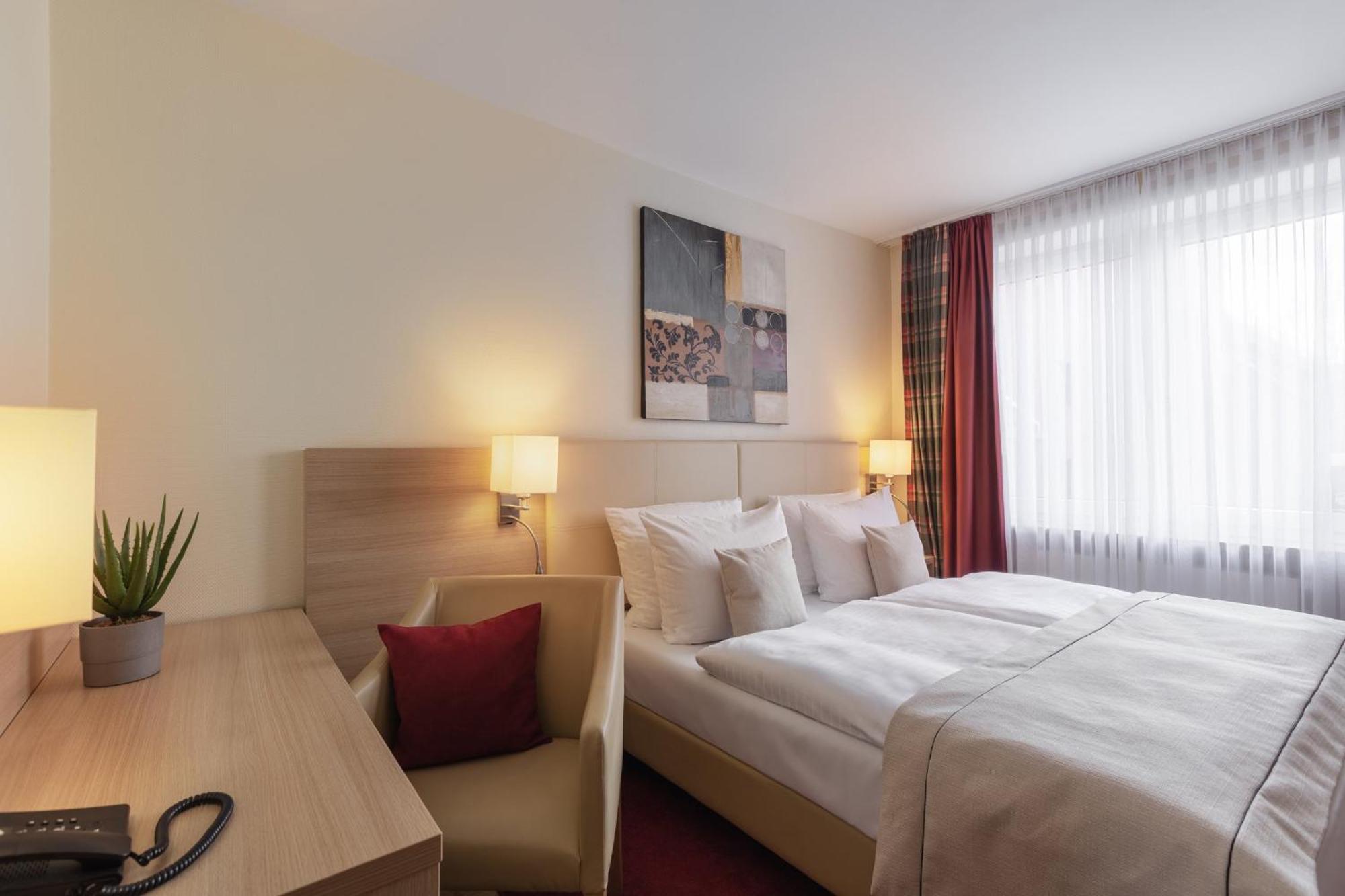 Garner Hotel Hamburg - Wandsbek Marktplatz Hamburgo Exterior foto